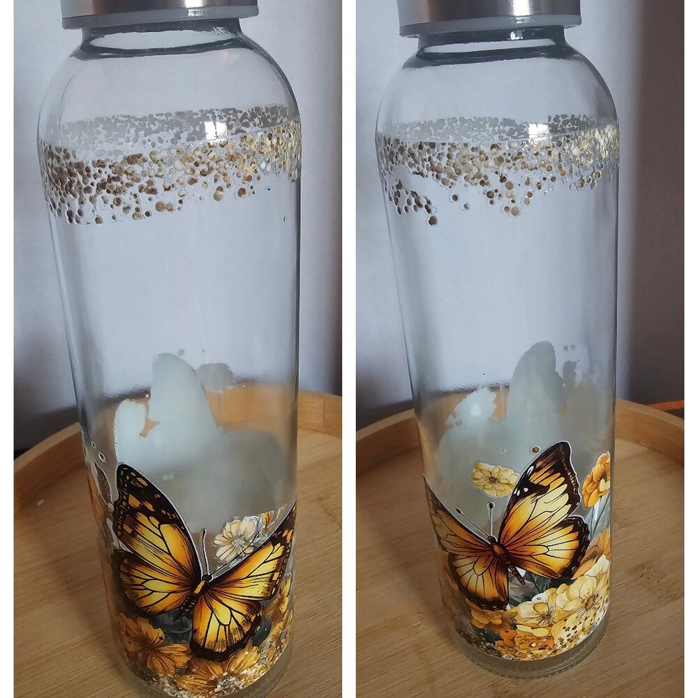20 oz glass water bottle with butterflies